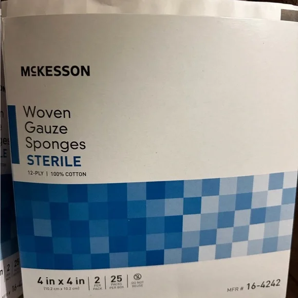 4 boxes  McKesson Woven Gauze sponges Sterile (100 count) - Picture 2 of 2